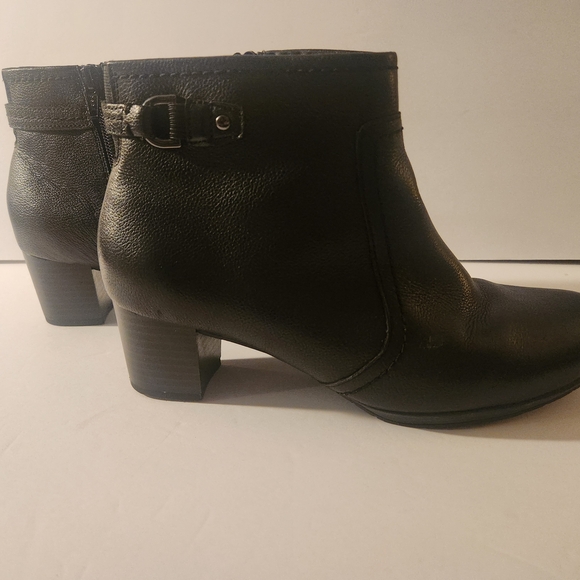 Marks & Spencer Black Leather Ankle Boots with Buckle Detail. US Size 8.5W. - Picture 5 of 10